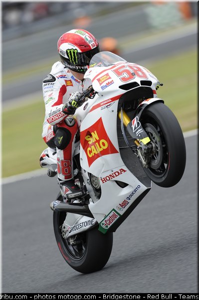 motogp_simoncelli_034_japon_motegi_2011