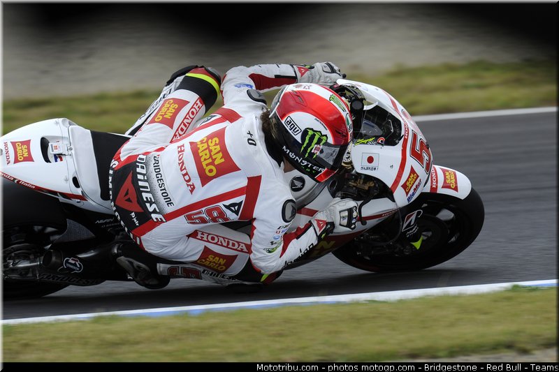 motogp_simoncelli_036_japon_motegi_2011