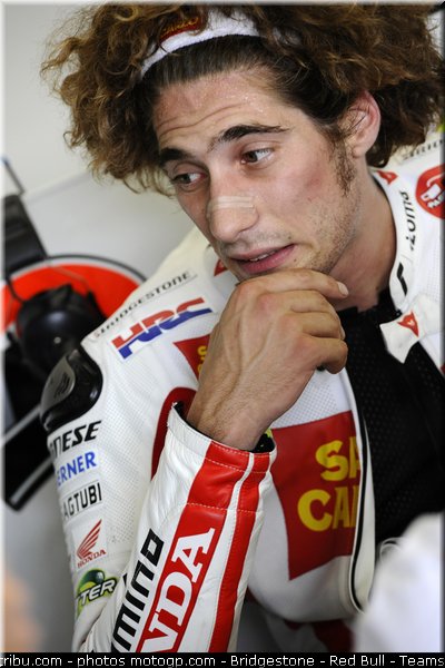motogp_simoncelli_041_japon_motegi_2011
