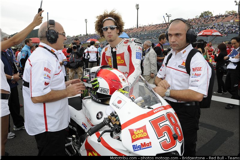 motogp_simoncelli_056_japon_motegi_2011