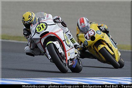 moto2_011_japon_motegi_2011.jpg