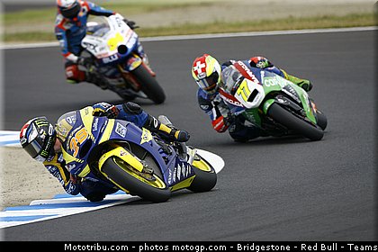 moto2_020_japon_motegi_2011.jpg