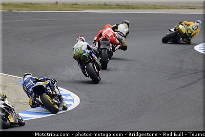 moto2_021_japon_motegi_2011.jpg