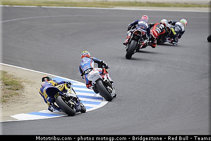 moto2_031_japon_motegi_2011.jpg