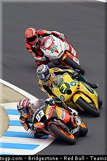 moto2_037_japon_motegi_2011.jpg