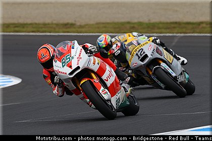 moto2_042_japon_motegi_2011.jpg