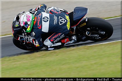 moto2_espargaro_a_009_japon_motegi_2011.jpg