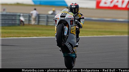 moto2_luthi_001_japon_motegi_2011.jpg