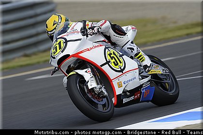moto2_pirro_002_japon_motegi_2011.jpg