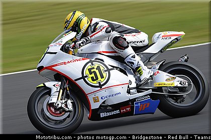 moto2_pirro_003_japon_motegi_2011.jpg