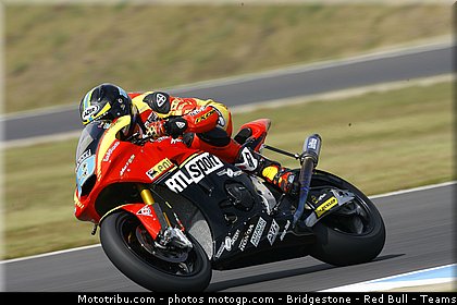 moto2_simeon_001_japon_motegi_2011.jpg