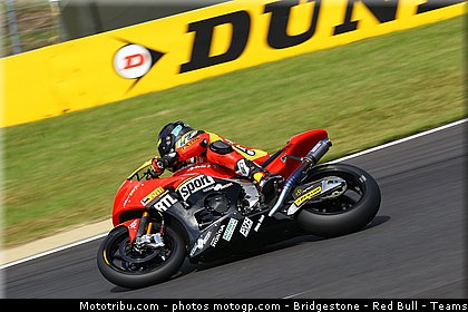 moto2_simeon_002_japon_motegi_2011.jpg