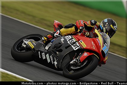 moto2_simeon_013_japon_motegi_2011.jpg