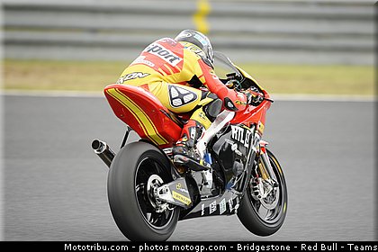 moto2_simeon_016_japon_motegi_2011.jpg