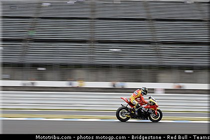 moto2_simeon_021_japon_motegi_2011.jpg