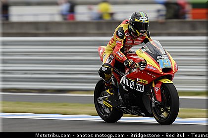 moto2_simeon_022_japon_motegi_2011.jpg