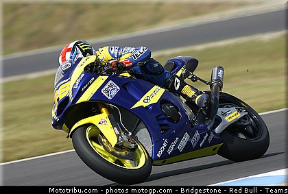 moto2_smith_007_japon_motegi_2011.jpg