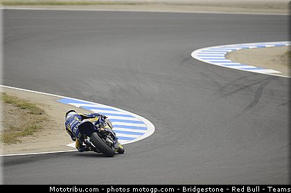 moto2_smith_010_japon_motegi_2011.jpg