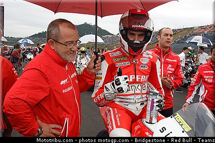 moto2_torres_002_japon_motegi_2011.jpg