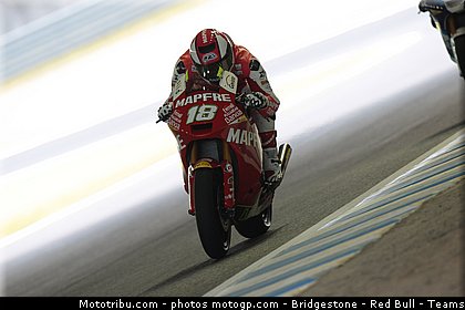 moto2_torres_008_japon_motegi_2011.jpg