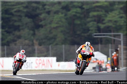 motogp_063_japon_motegi_2011.jpg