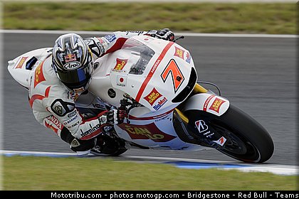 motogp_aoyama_015_japon_motegi_2011.jpg