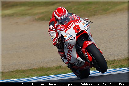 motogp_barbera_006_japon_motegi_2011.jpg