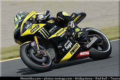 motogp_crutchlow_004_japon_motegi_2011.jpg