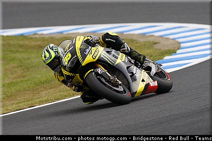 motogp_crutchlow_023_japon_motegi_2011.jpg