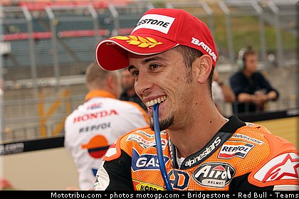 motogp_dovizioso_011_japon_motegi_2011.jpg