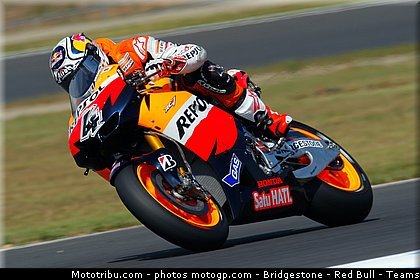 motogp_dovizioso_018_japon_motegi_2011.jpg