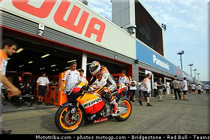 motogp_dovizioso_024_japon_motegi_2011.jpg