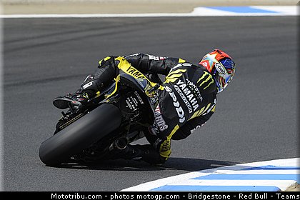 motogp_edwards_006_japon_motegi_2011.jpg