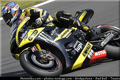 motogp_edwards_008_japon_motegi_2011.jpg