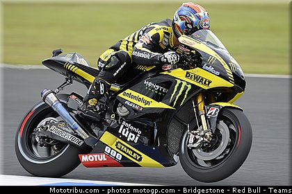 motogp_edwards_010_japon_motegi_2011.jpg