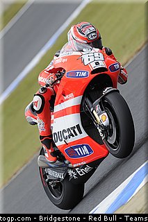 motogp_hayden_007_japon_motegi_2011.jpg