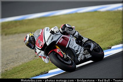 motogp_lorenzo_007_japon_motegi_2011.jpg