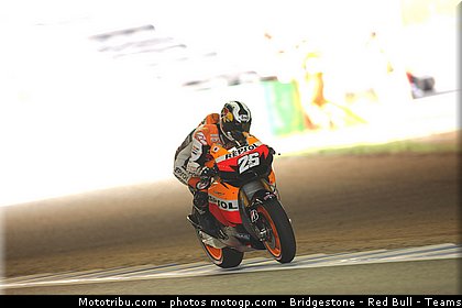 motogp_pedrosa_005_japon_motegi_2011.jpg