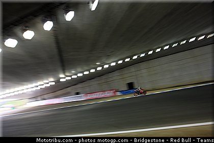 motogp_pedrosa_012_japon_motegi_2011.jpg