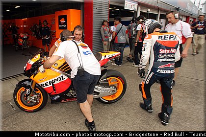 motogp_pedrosa_018_japon_motegi_2011.jpg