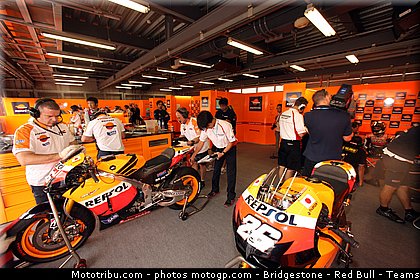 motogp_pedrosa_019_japon_motegi_2011.jpg