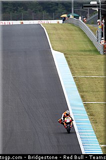 motogp_pedrosa_028_japon_motegi_2011.jpg