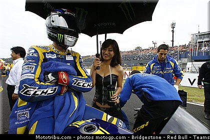 motogp_pitbabe_022_japon_motegi_2011.jpg