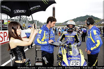 motogp_pitbabe_024_japon_motegi_2011.jpg