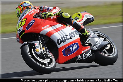 motogp_rossi_004_japon_motegi_2011.jpg