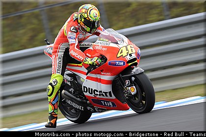 motogp_rossi_010_japon_motegi_2011.jpg