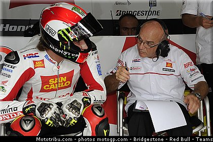 motogp_simoncelli_001_japon_motegi_2011.jpg