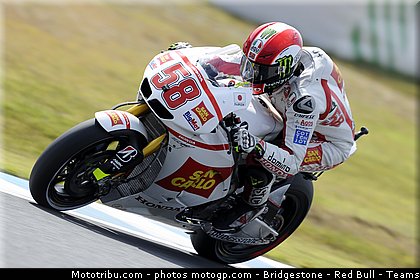 motogp_simoncelli_005_japon_motegi_2011.jpg