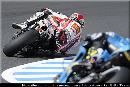 motogp_simoncelli_021_japon_motegi_2011.jpg