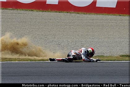 motogp_simoncelli_024_japon_motegi_2011.jpg